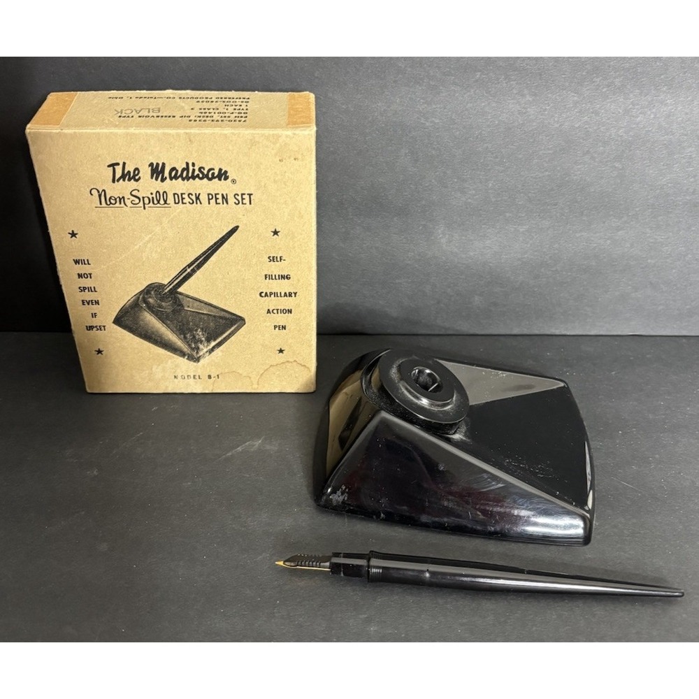 The Madison Non Spill Desk Pen Set Inkwell & Fountain Pen Black with Box